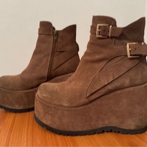 S6 Free People Brown Suede Platform Ankle Boots